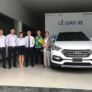 Hình ảnh hoạt động tư vấn xe tại Kon Tum